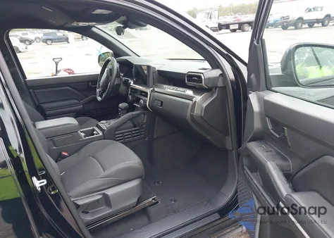 2025 Toyota Tacoma Sr5 from USA, damaged, VIN 3TMKB5FNXSM041156